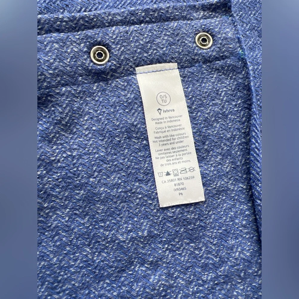 NWT Ivivva by Lululemon Village Chill Scarf OS Blue Yellow Snaps Gift Holidays